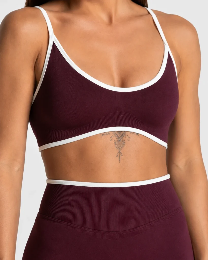 Contrast binding neckline - contrast-trim-seamless-bra-leggings-set YOUMEGA product detail