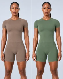 Seamless Short-Sleeve Crew-Neck Training Set gallery image 7 - YOUMEGA private label activewear