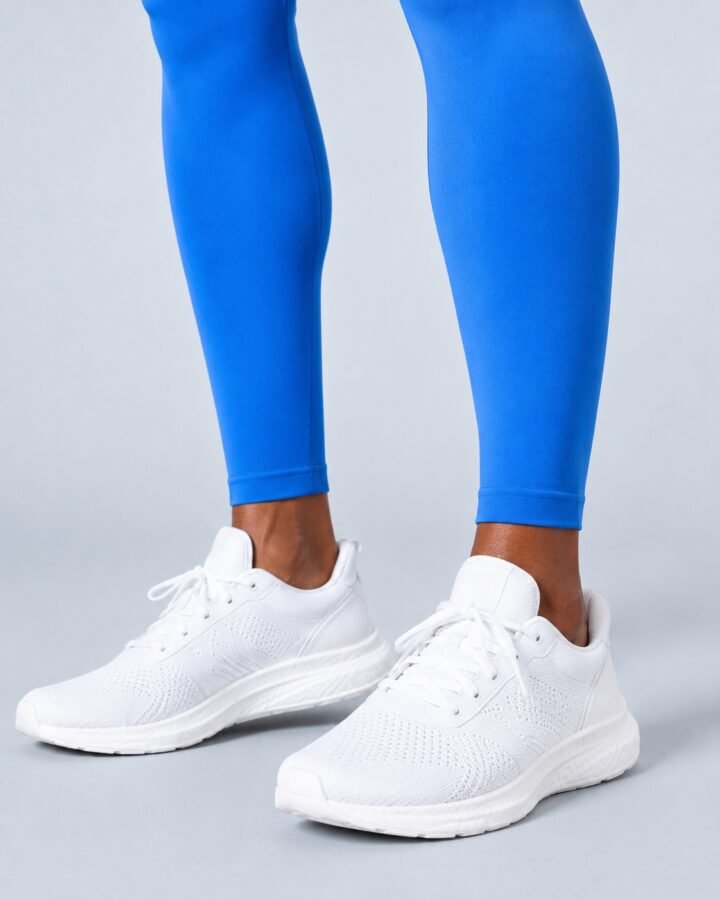 Halter training set — alternate studio view · seamless OEM activewear