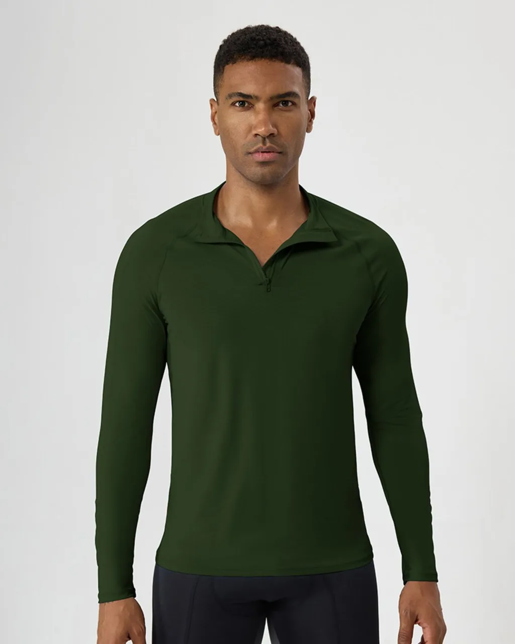 Camiseta Fitness Hombre Con Cremallera Parcial Y Protección Solar - verde militar