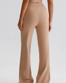 High Waist Hip Lifting Flare Yoga Pants With Side Pockets - Camel