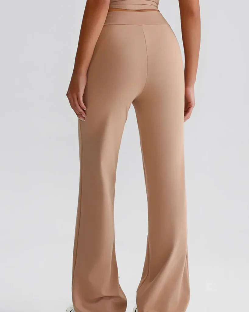 High Waist Hip Lifting Flare Yoga Pants With Side Pockets - Camel