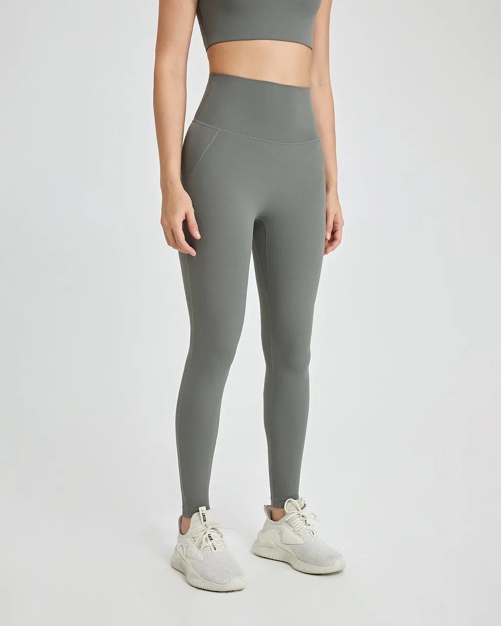 Mallas Yoga Sin Costuras 'Sensación Natural' Con Elevación Glútea Y Bolsillo Trasero - gris