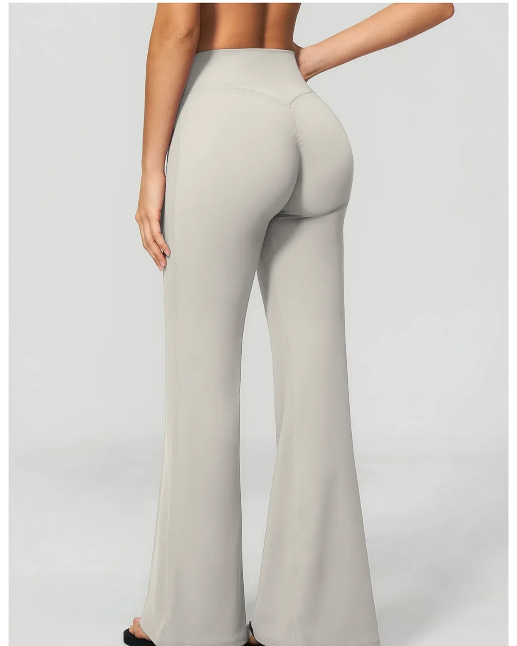Pantalones De Yoga Acampanados De Tiro Alto Con Tejido Flameado - gris claro