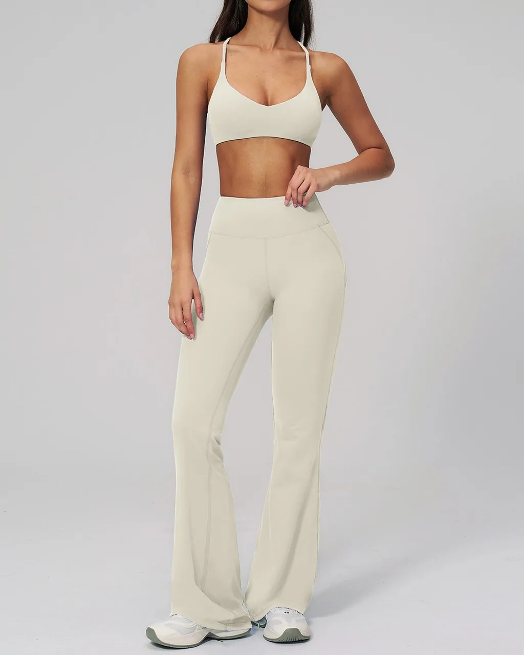 Set Yoga Sin Espalda Con Cintura Halter - crema