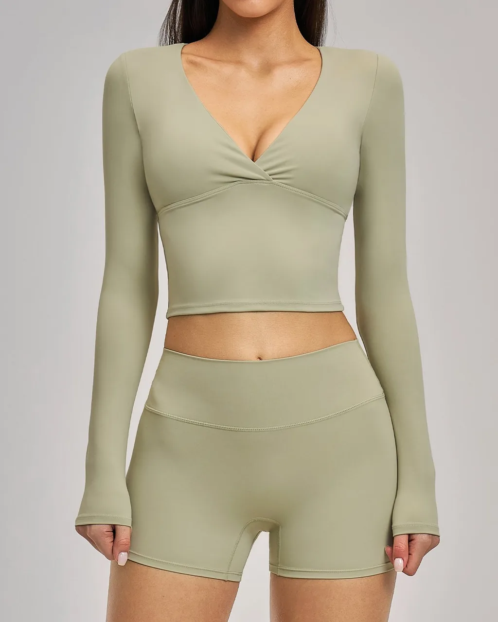 Conjunto Yoga Elegante Sin Espalda Con Manga Larga - caqui