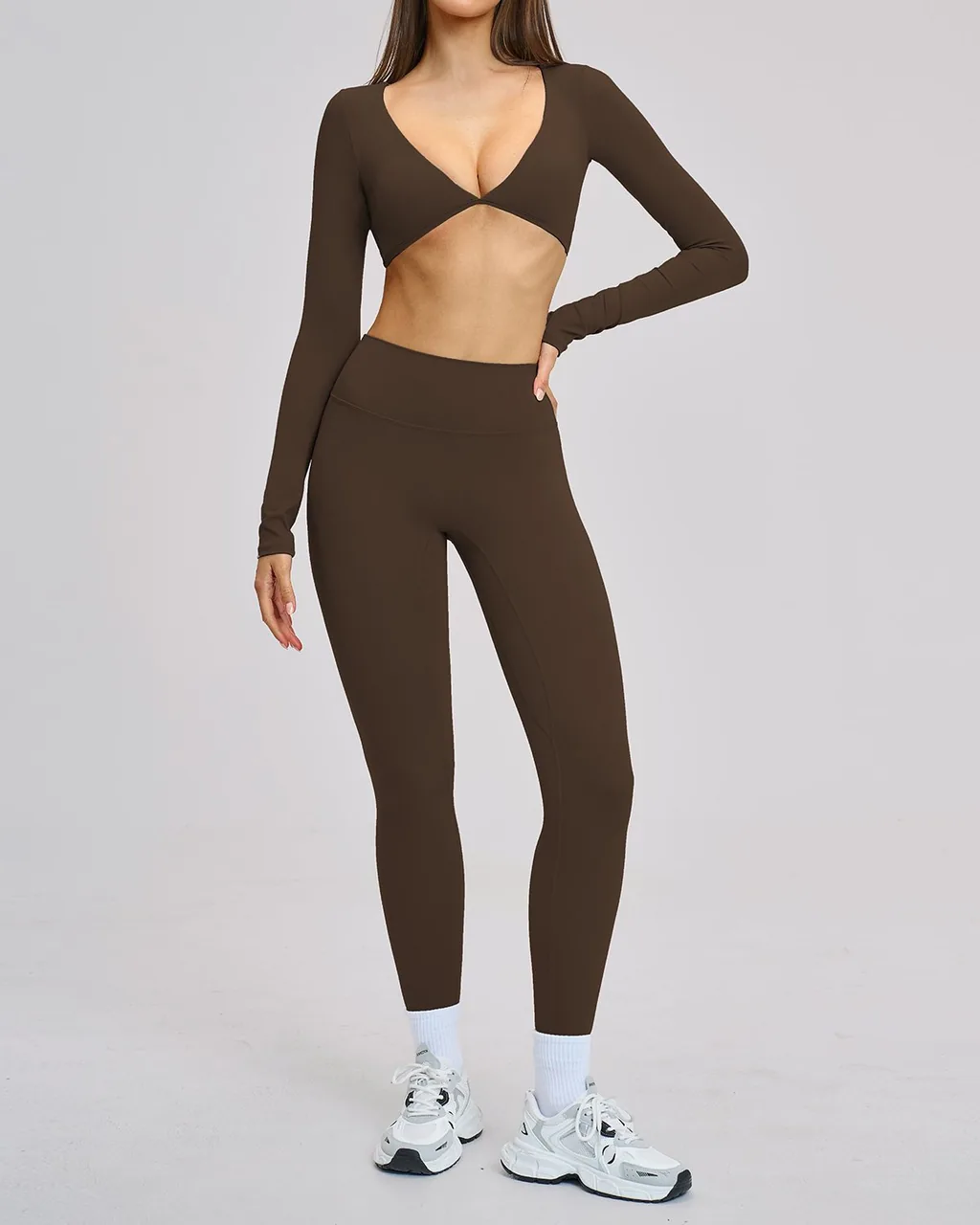 Conjunto de Yoga de Manga Larga con Cruce Frontal y Leggings - marrón