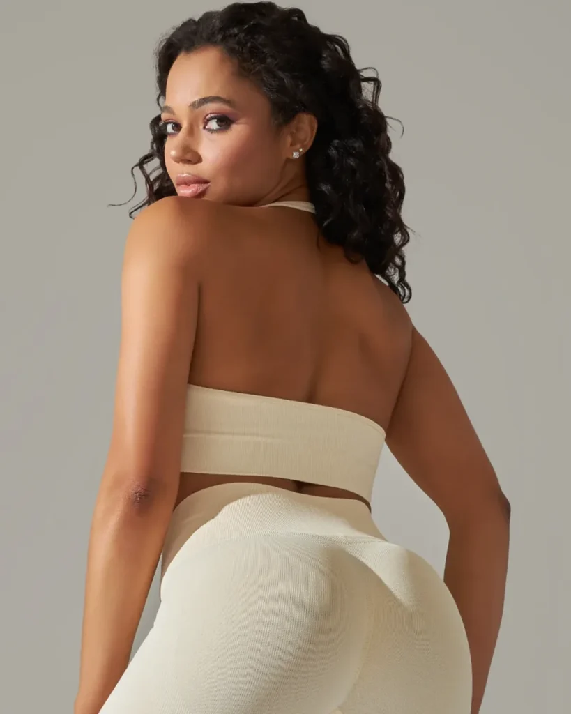 Seamless Solid Backless Halter Sports Bra - Cream