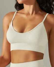 Seamless Solid Backless Strapless Wire-Free Sports Bra - Off-White
