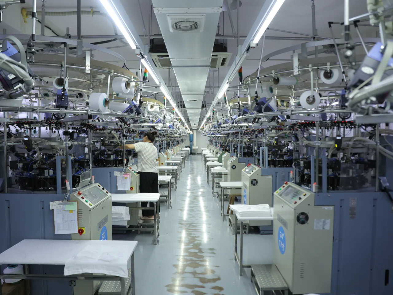 The YOUMEGA seamless knitting production hall in full operation