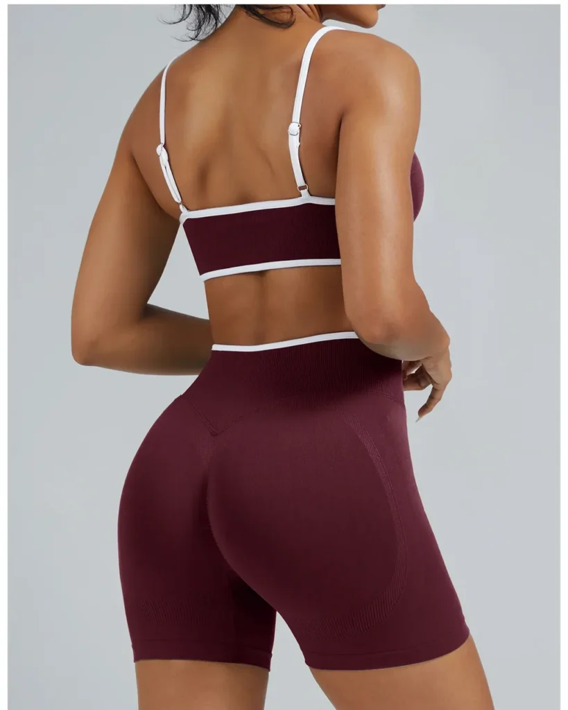 Seamless Color Block Peach Hip Tight Yoga Shorts - Wine